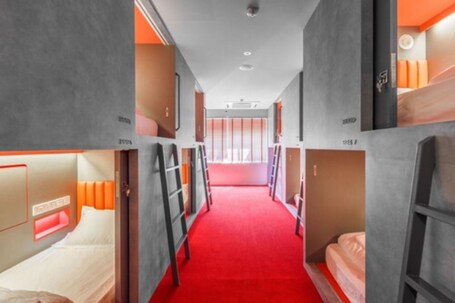 Circular House - Image 44