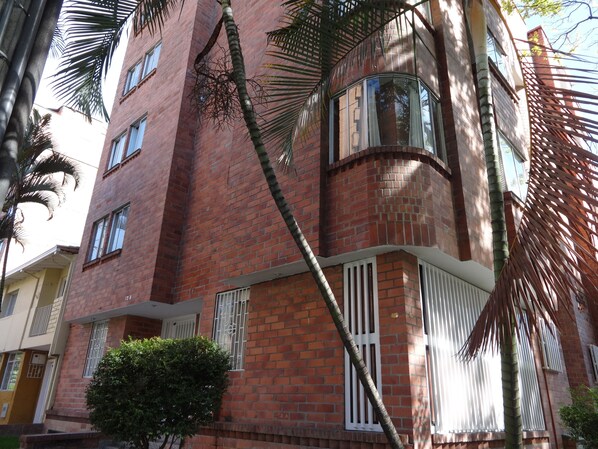 Exterior detail - Comodo aparta suite en Laureles cerca a la 70 (Medellín)