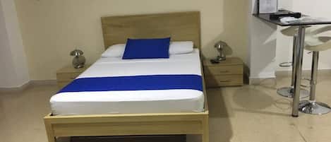 2 bedrooms, desk, iron/ironing board, free WiFi