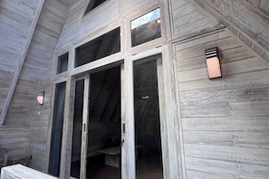 Caja de seguridad en la habitación, escritorio y wifi gratis