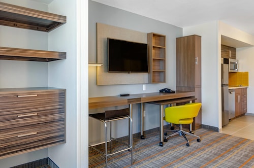 MainStay Suites Great Falls Airport