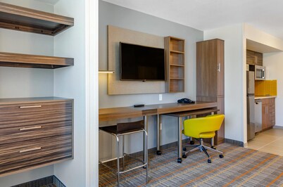 MainStay Suites Great Falls Airport