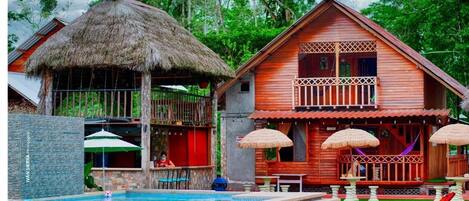 숙박 시설 정면