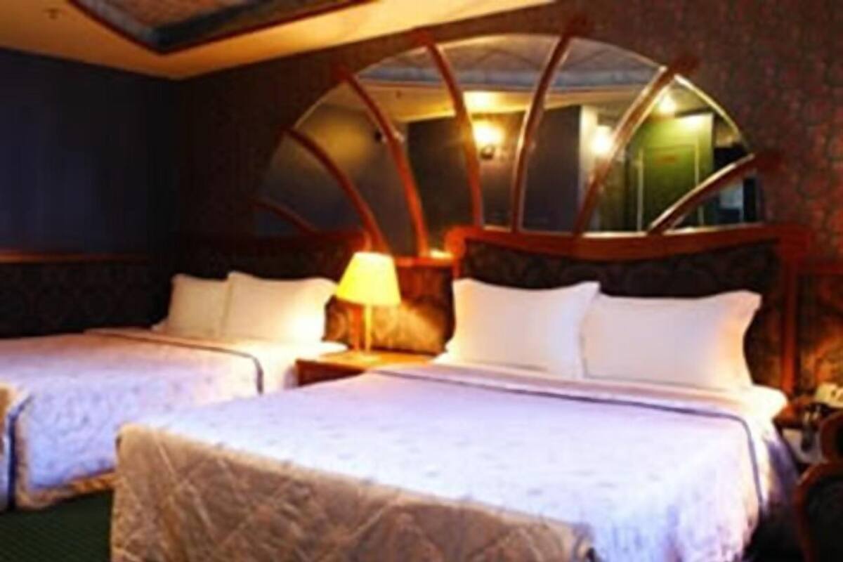 Desk, blackout curtains, free WiFi, bed sheets