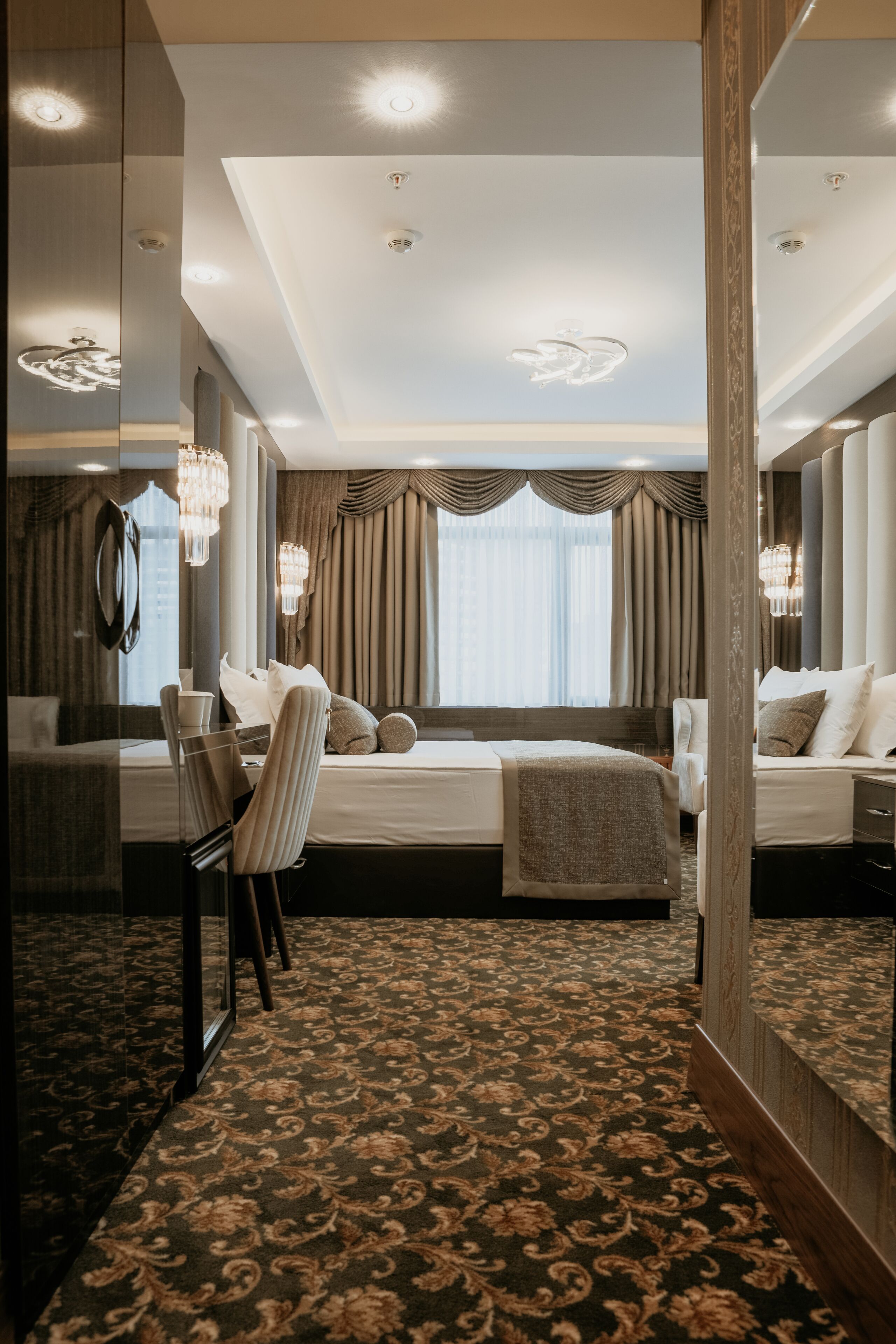 luxury room, 1 queen bed, sea view | 1 bedroom, egyptian cotton sheets, premium bedding, down duvets