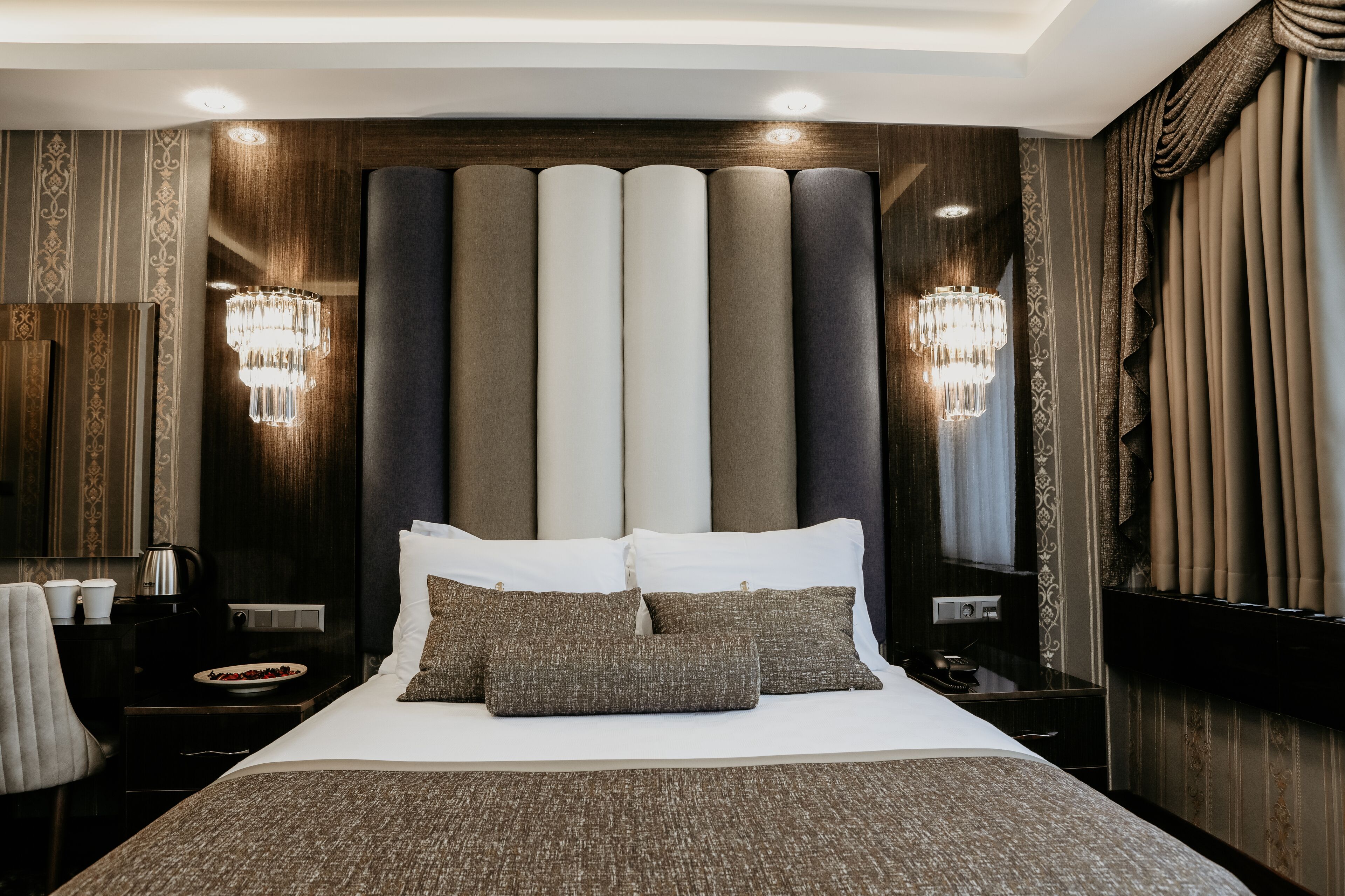 luxury room, 1 queen bed, sea view | 1 bedroom, egyptian cotton sheets, premium bedding, down duvets