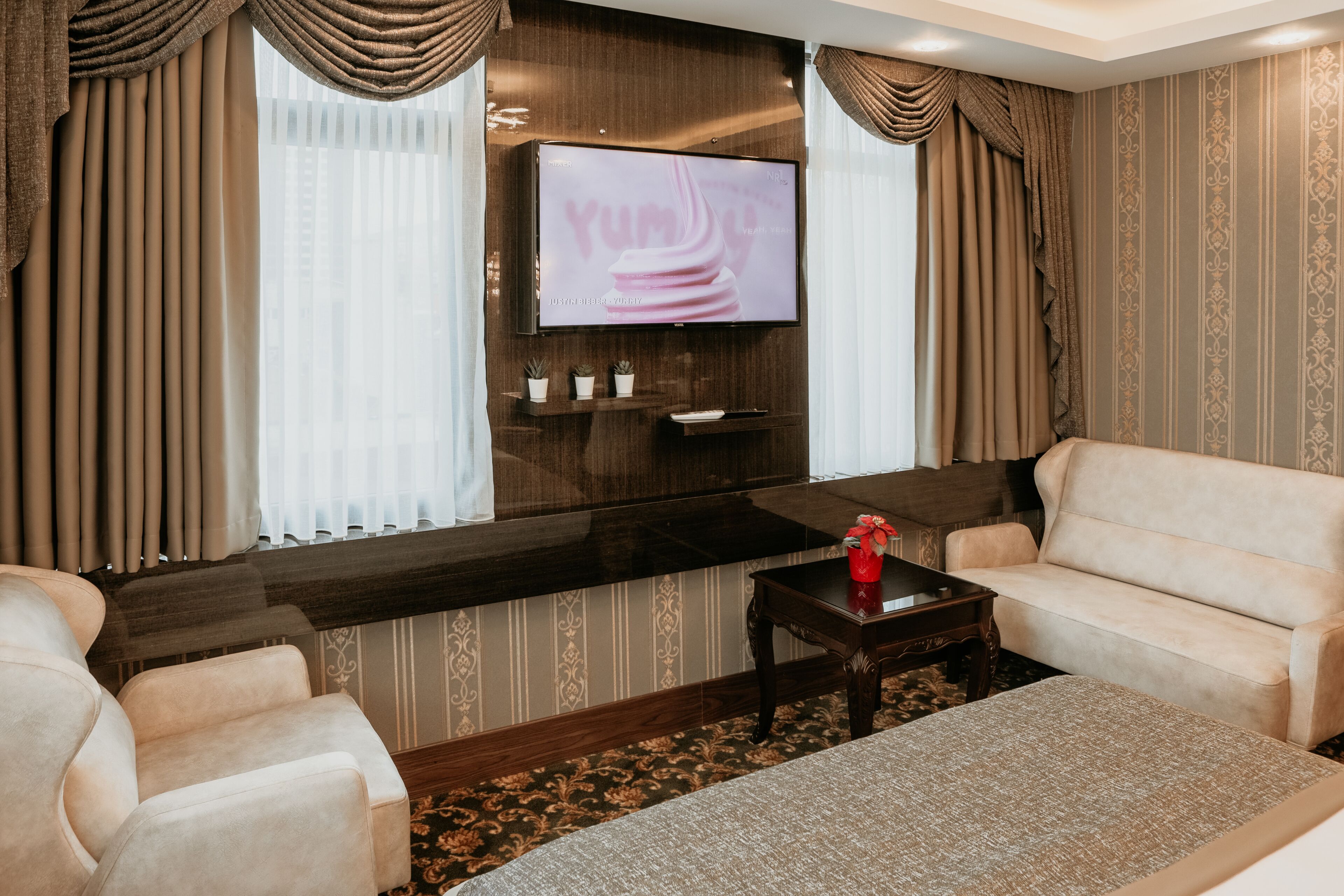 luxury room, 1 queen bed, sea view | 1 bedroom, egyptian cotton sheets, premium bedding, down duvets