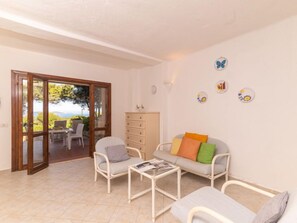 TV - Ippocampo by Interhome (Porto Rotondo)