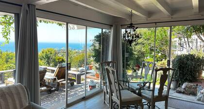Fall stays available - Charming Beach View Cottage