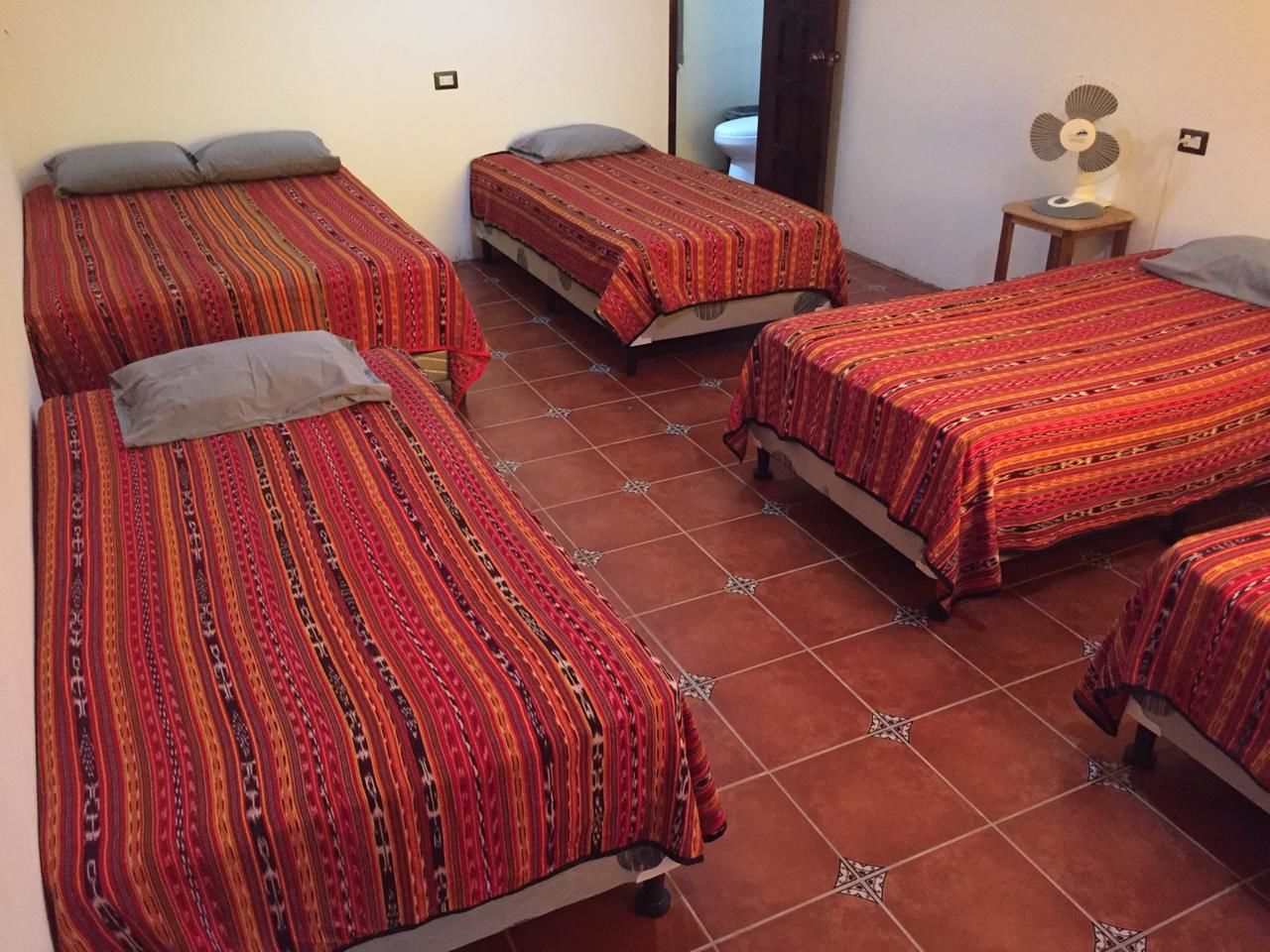 Firemannsrom – familie, flere senger | Sengetøy