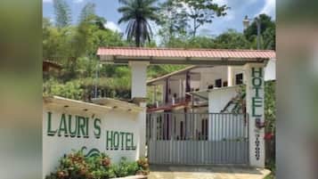 واجهة المنشأة