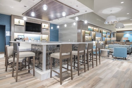 Lobby lounge. Residence Inn by Marriott San Jose North/Silicon Valley