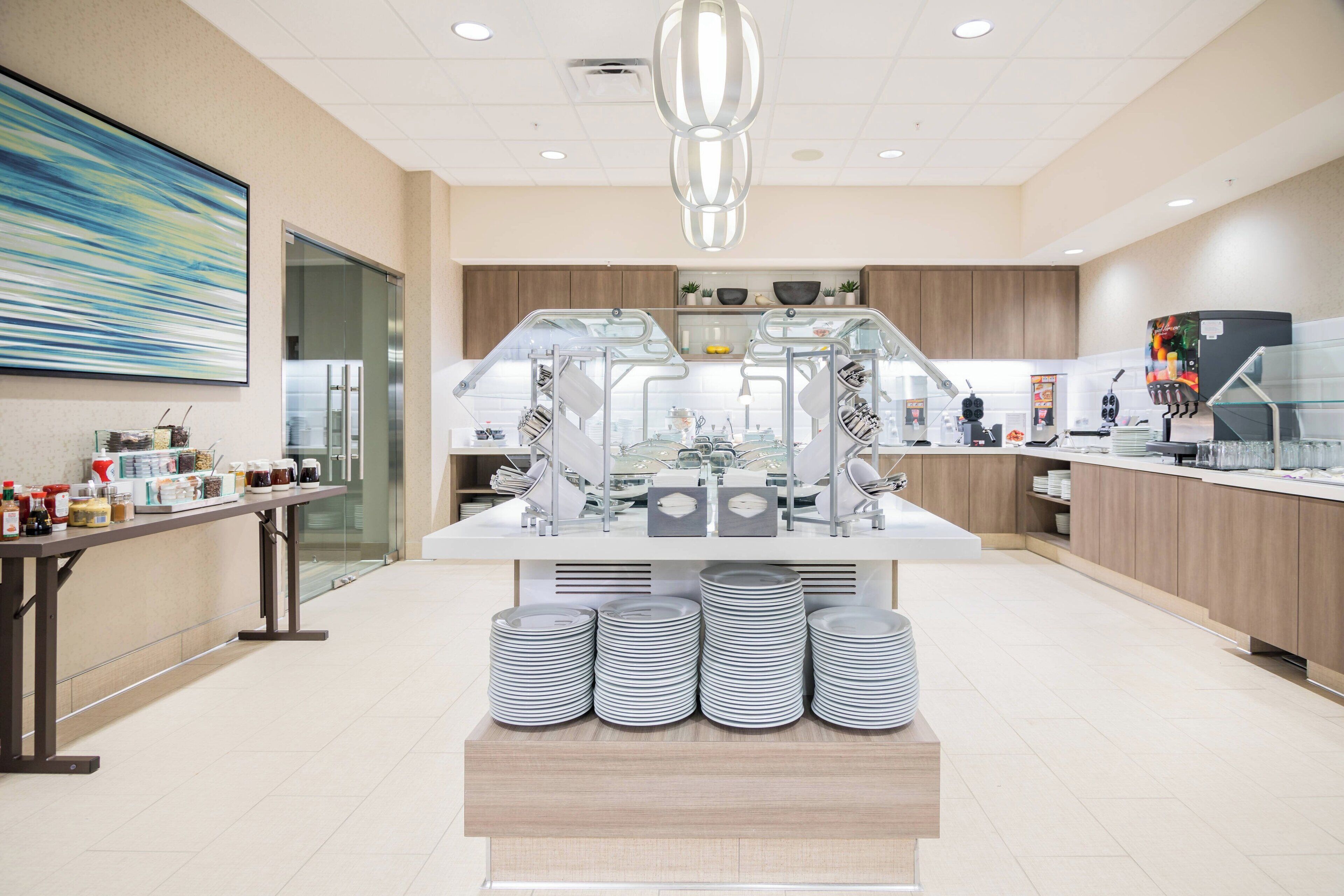 free daily continental breakfast