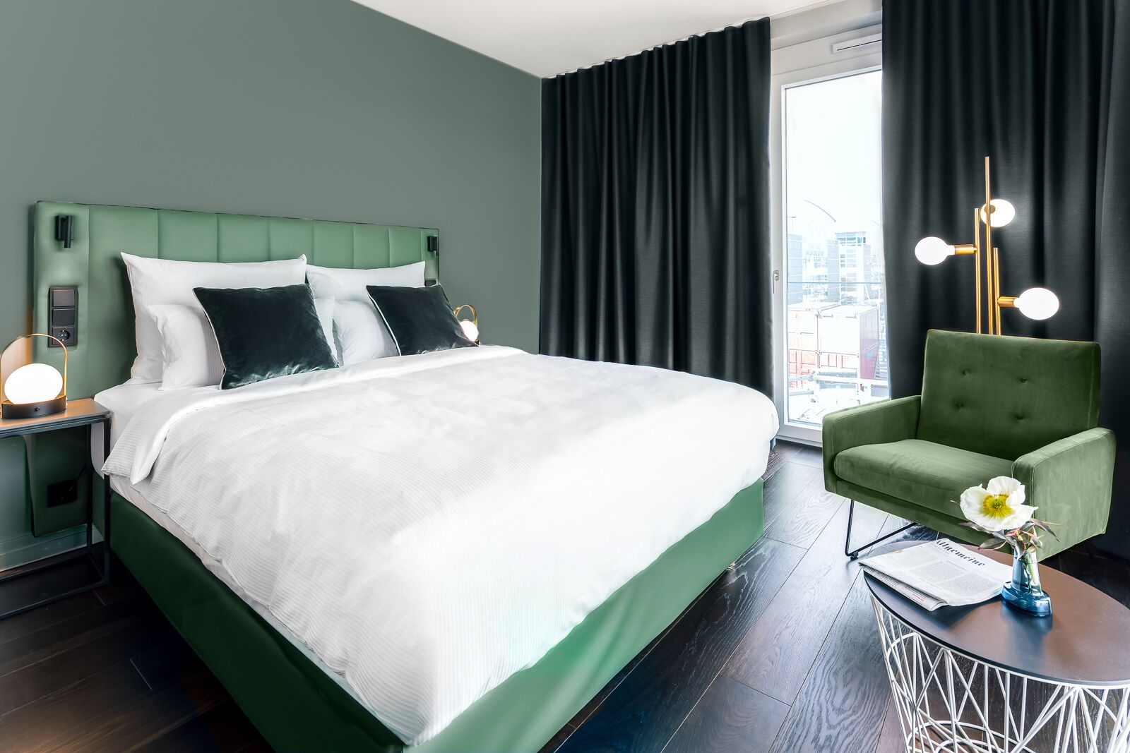 Economy-Doppelzimmer (Cozy Green) | Hochwertige Bettwaren, Zimmersafe, Verdunkelungsvorhänge