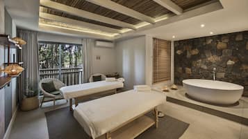 Couples treatment rooms, sauna, Turkish bath, body treatments