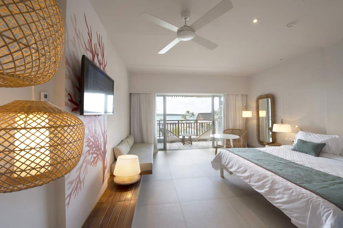 Quarto superior, vista para o mar | 1 quarto, frigobar (abastecido com alguns itens grátis)