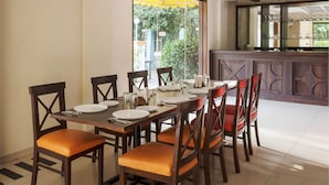 Free daily buffet breakfast - Treebo Trend Beverly Hills (Pune)