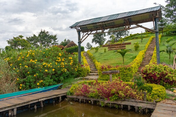 Property grounds - Paradise Eco-Hub (Itambira Island)