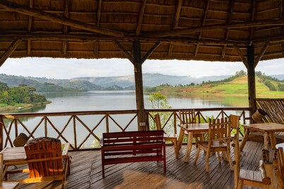 Paradise Eco-Hub