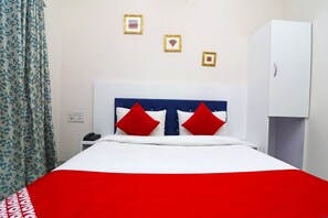 Room - OYO 37492 Fab Home Stay (Agra)