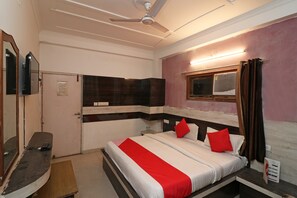 Double or Twin Room | Free WiFi
