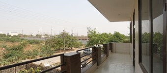 OYO 14791 Homeystay Comfort