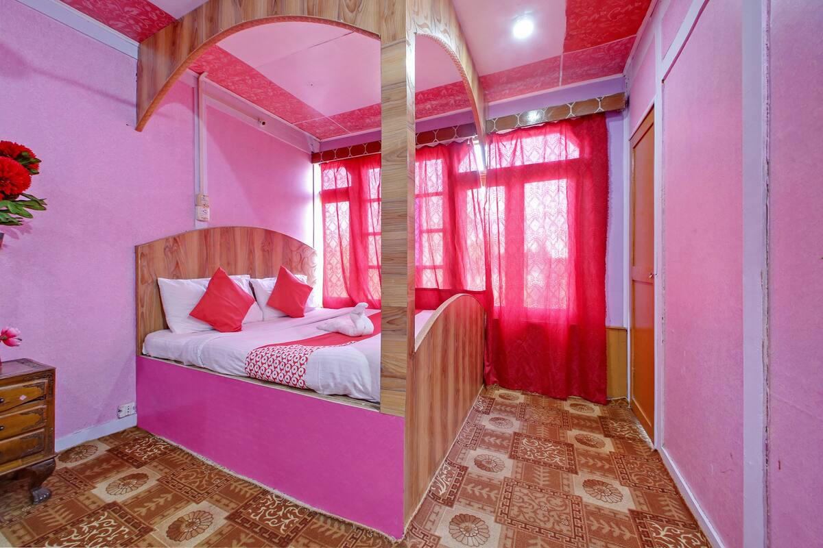 Suite, 1 King Bed