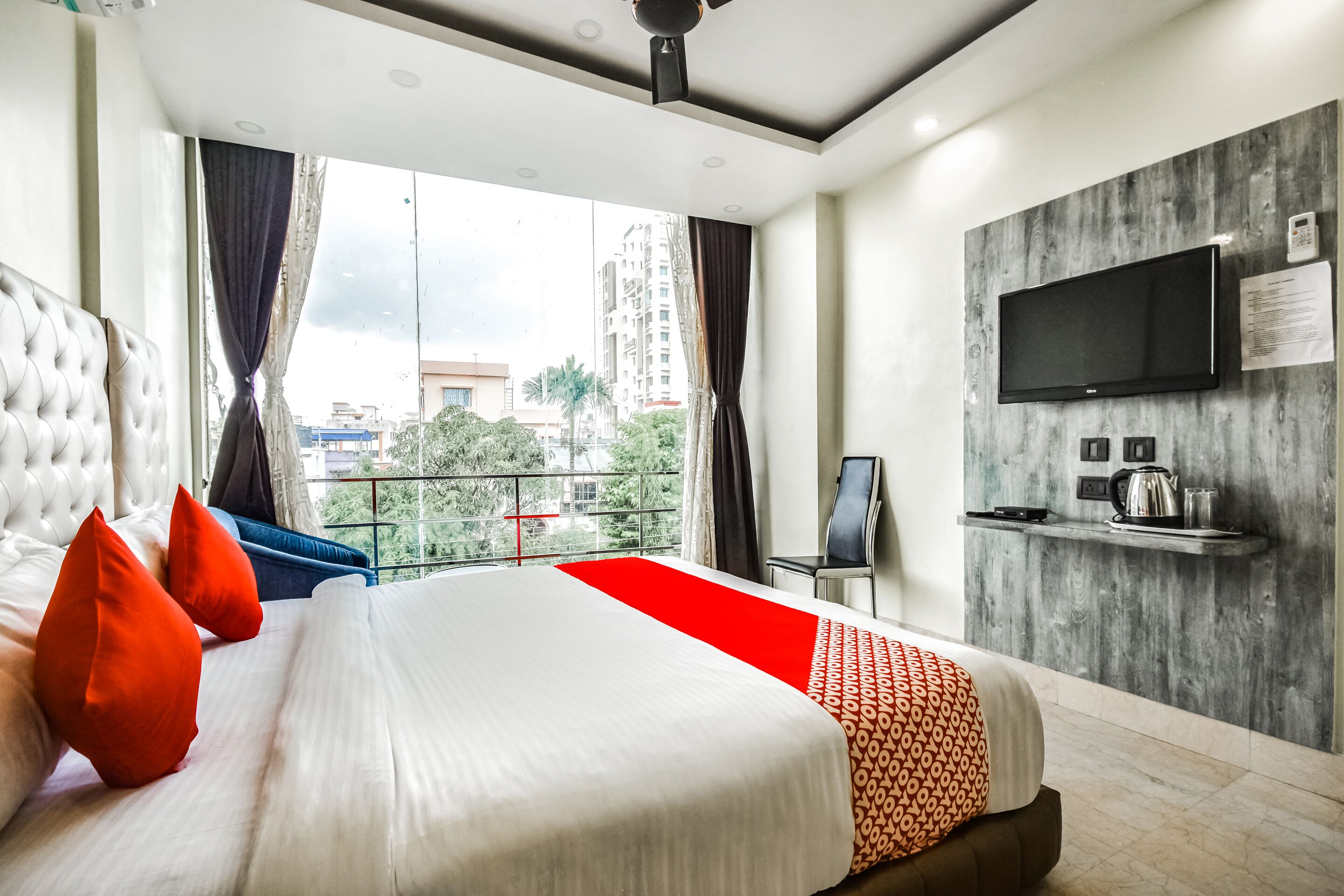 Deluxe Double or Twin Room, 1 King Bed | Free WiFi, bed sheets