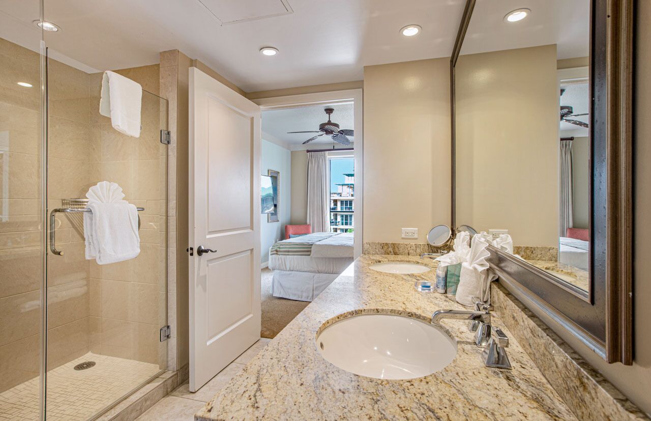 Bathtub, hair dryer, towels