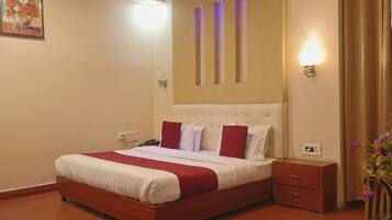 In-room safe, desk, laptop workspace, blackout curtains