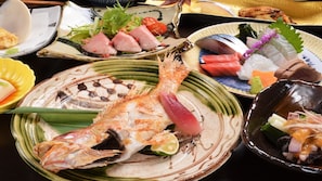 A variety of seafood dishes on a table. - AB Hotel Tokai Otagawa (Tokai)