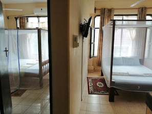 Iron/ironing board, free WiFi, bed sheets