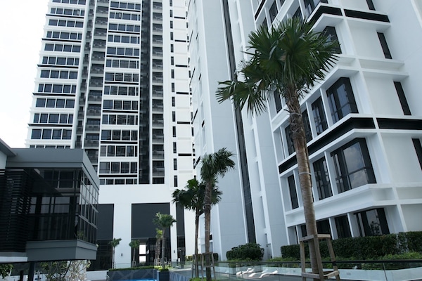 Kolam renang terbuka