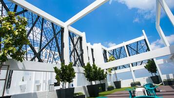 Reka bentuk bangunan