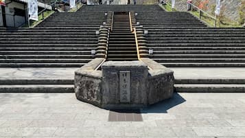 숙박 시설 구내