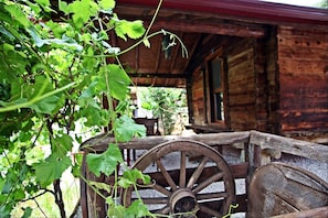 1 bedroom, soundproofing, free WiFi, bed sheets