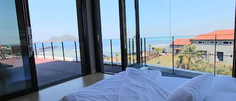 Casa | 3 quartos, Wi-Fi de cortesia, roupa de cama