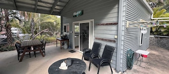 Ohana Hawaiian term meaning "family"