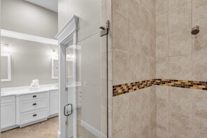 Villa, 3 habitaciones | Baño | Toallas