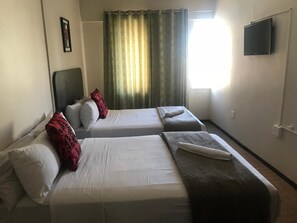 Free WiFi, bed sheets, wheelchair access - Businessburg Hotel (Johannesburg)