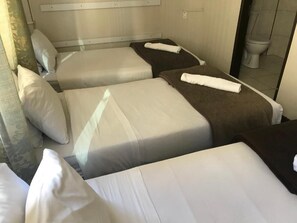 Free WiFi, bed sheets, wheelchair access - Businessburg Hotel (Johannesburg)