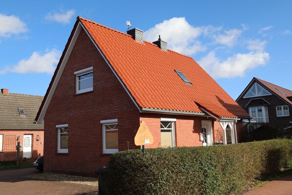Exterior - to Hus, holiday home in Greetsiel (Greetsiel)