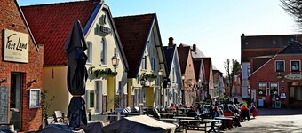 to Hus, holiday home in Greetsiel