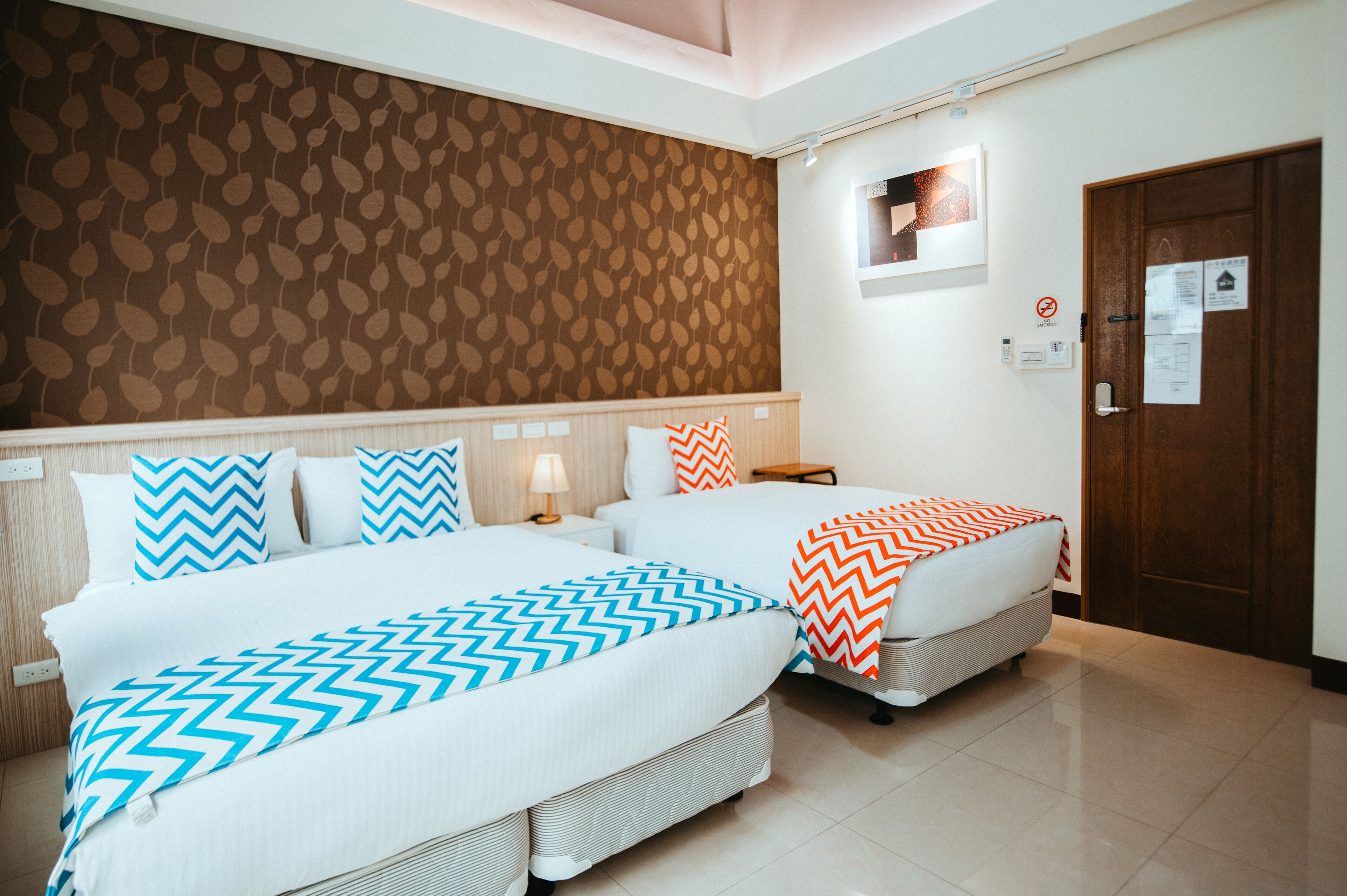 Quadruple Room (301) | Desk, blackout drapes, free WiFi, bed sheets