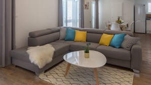 Apartment (#5) | Living area | Flat-screen TV - Apartment Franko Maris (Podstrana)