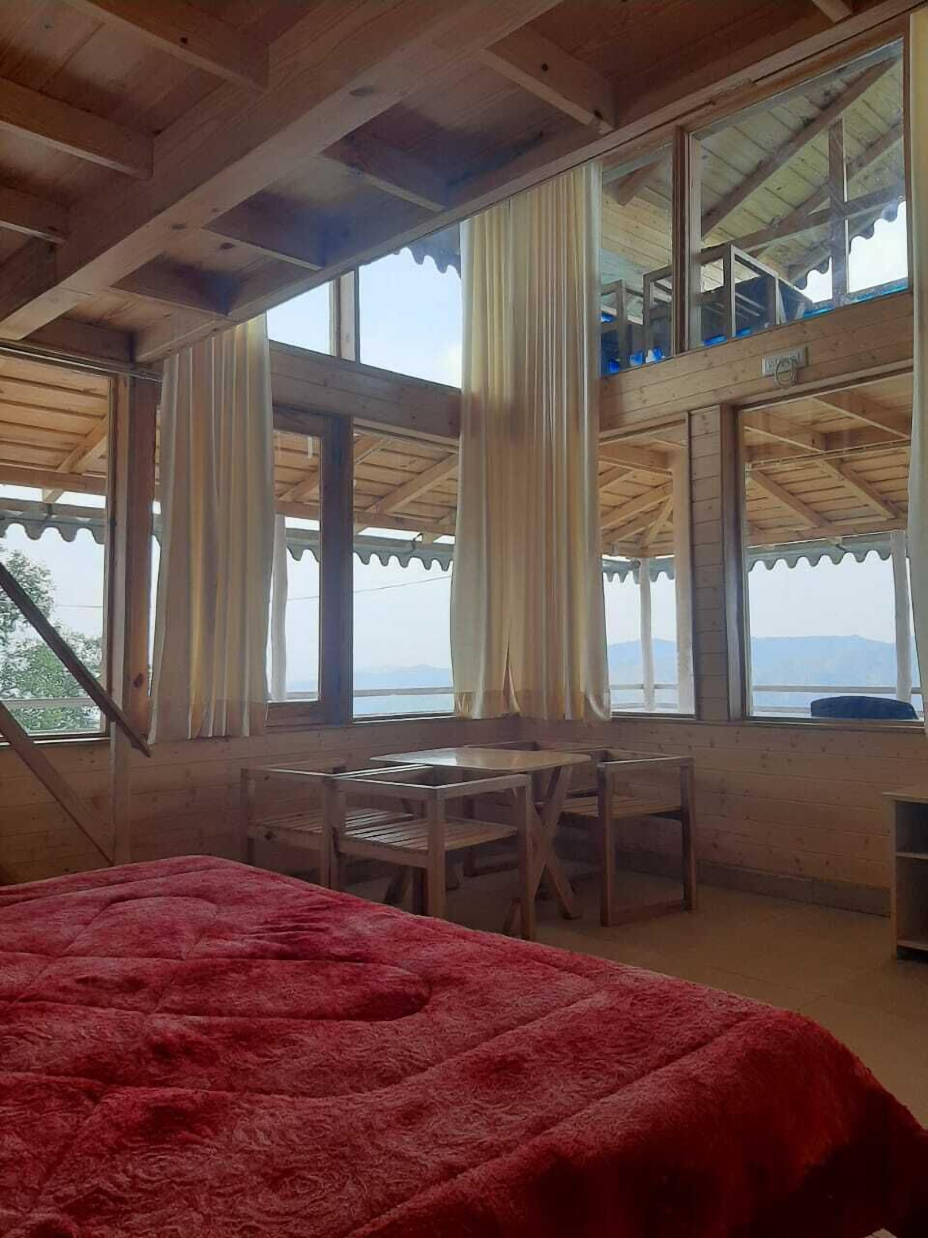 Platinum Room | Free WiFi