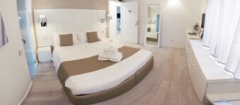 Rigel Villanova Rooms