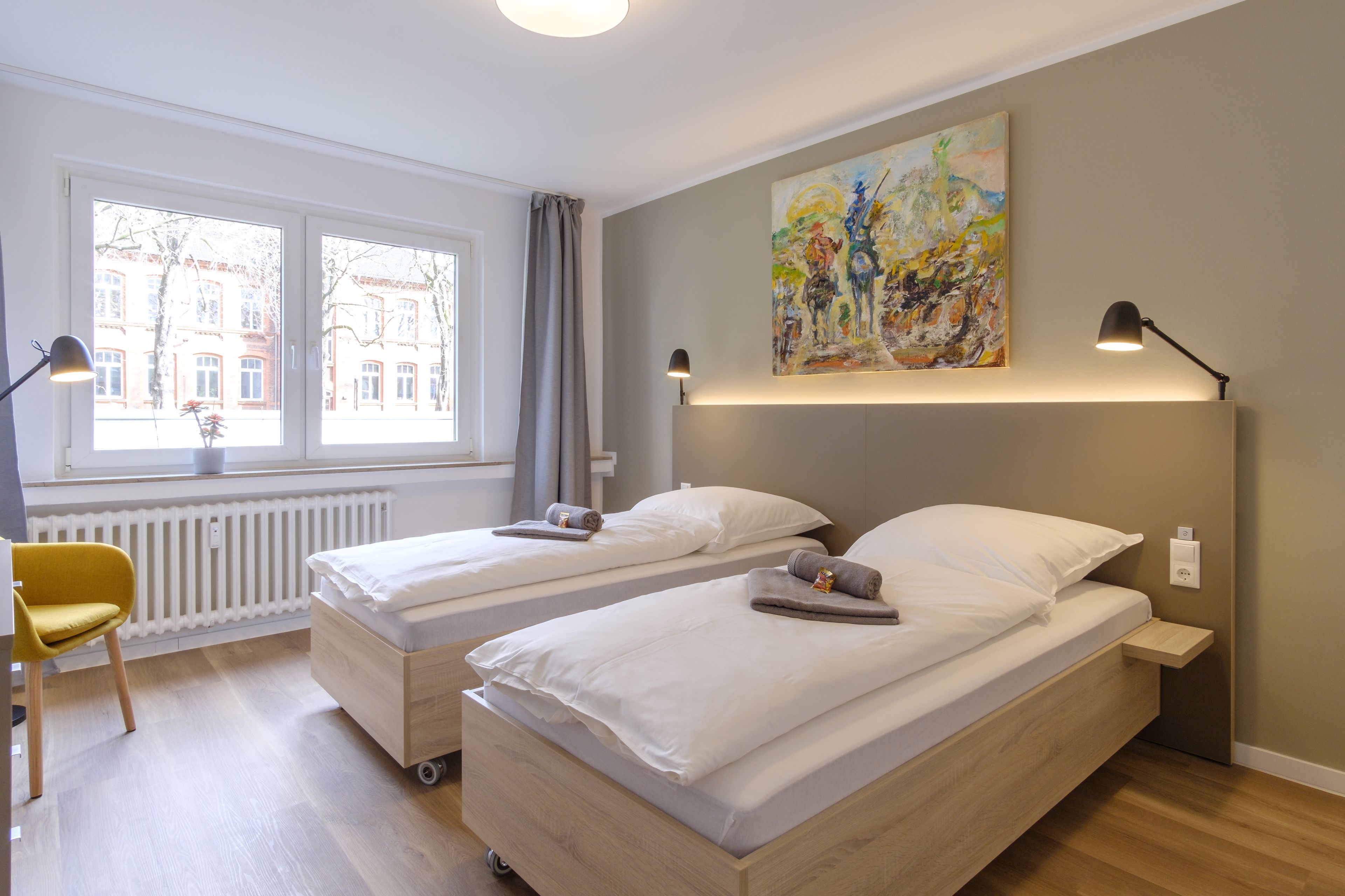 Premium Apartment, Balcony, Garden View (EUR 75,00 Cleaning Fee) | Individually decorated, individually furnished, laptop workspace