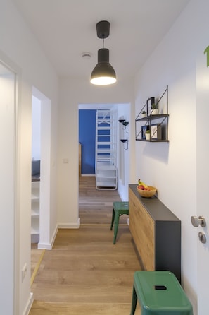 Classic Apartment (EUR 75,00 Cleaning Fee) | Private kitchen | Microwave, oven, stovetop, coffee/tea maker - Glück Auf Appartements Am Stadtpark (Duisburg)