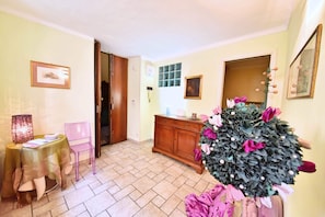 Nicht klassifiziertes Bild, 4 von 33, Schaltfläche